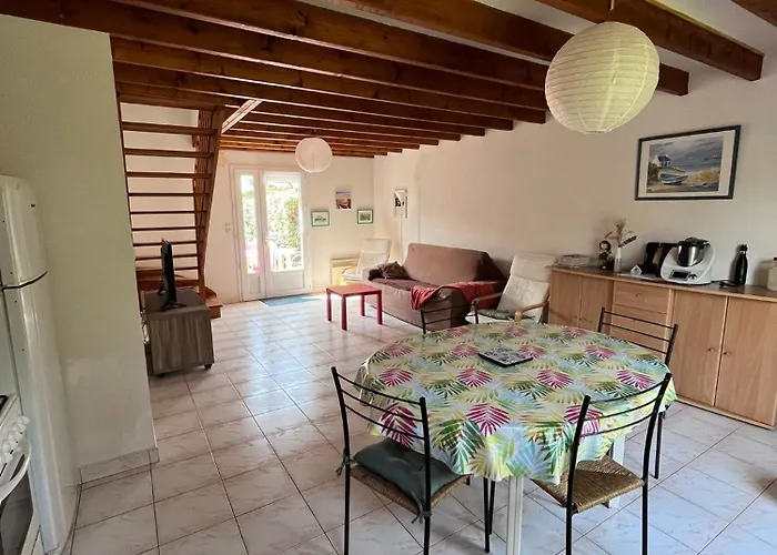 Maison De Acces Direct Securisee جولوفيل ليه باه