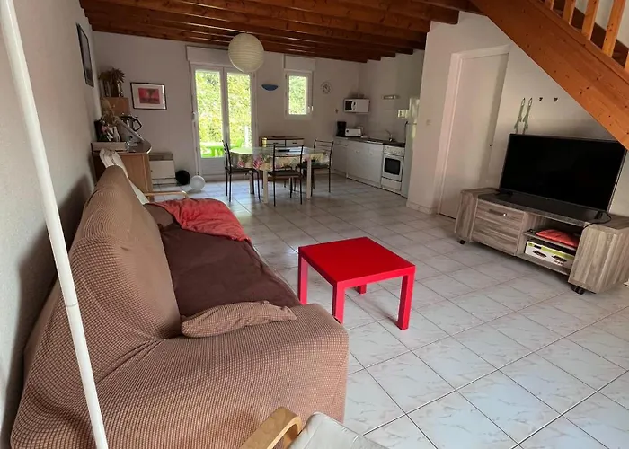 Maison De Acces Direct Securisee * جولوفيل ليه باه